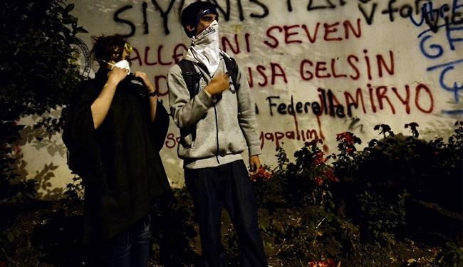 تحلیلگر ترک: اعتراضات ترکیه سیاسی شده است