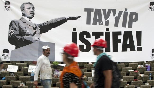 سیاستمدار ترک: دموکراسی در ترکیه وجود ندارد