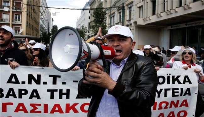 فراخوان اتحادیه های کارگری یونان به اعتصاب سراسری