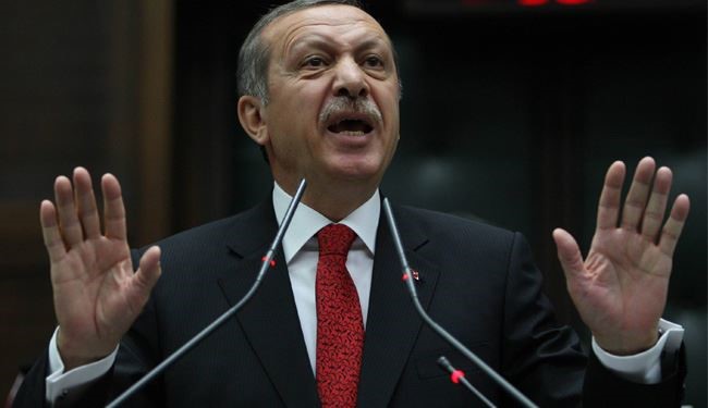 فعال انگلیسی: اردوغان خائن است