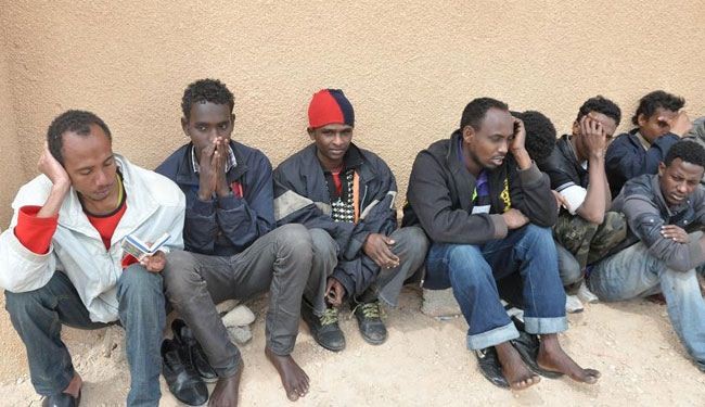 العفو الدولية تطالب ليبيا وقف احتجاز المهاجرين