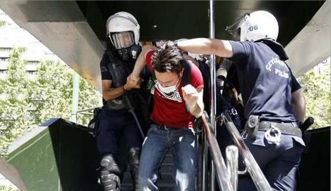 حملة اعتقالات في صفوف المعارضة التركية