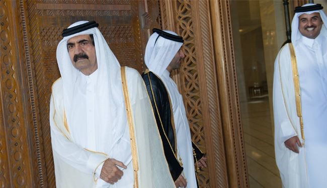 تلویزیون قطر مردم را به بیعت با امیر جدید فرا خواند