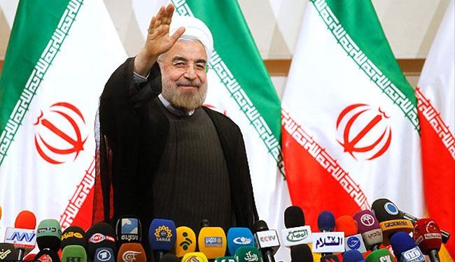 الرئيس الإيراني المنتخب يرد على برقيات التهنئة