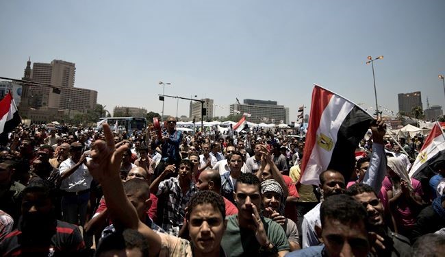 حرکت مصری‌ها به سوی میدان التحریر آغاز شد
