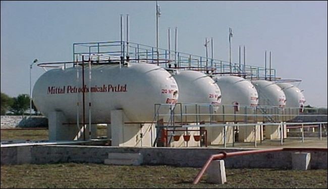 ايران تصدر ملیاري دولار من الغاز المسال من منطقة بارس