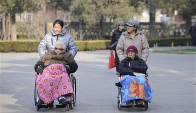 الصين : الغرامة والسجن عقوبة اهمال الوالدين