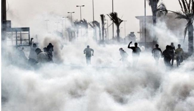 مرگ تدریجی تظاهرکنندگان بحرینی با شلیک گازهای سمی