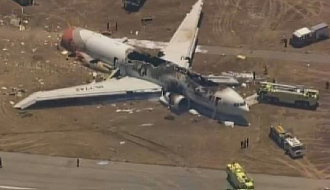 قتيلان و181 جريحا في تحطم طائرة بمطار سان فرانسيسكو