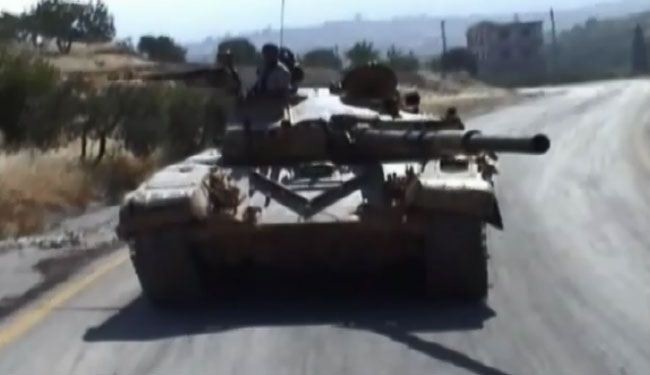 الجيش السوري يتابع فتح اوتستراد اريحا - اللاذقية