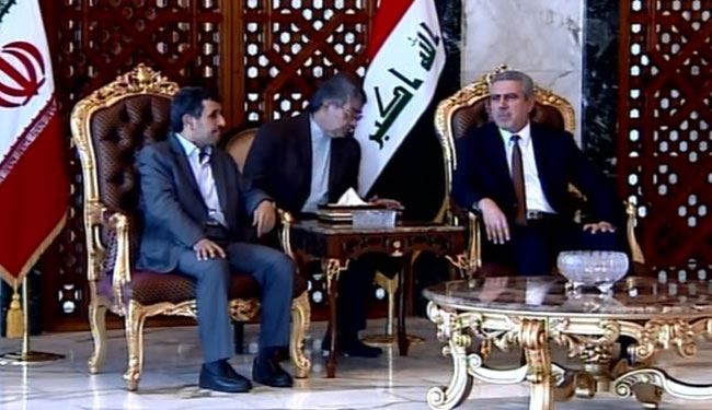 احمدي نجاد في العراق لبحث ملفات المنطقة