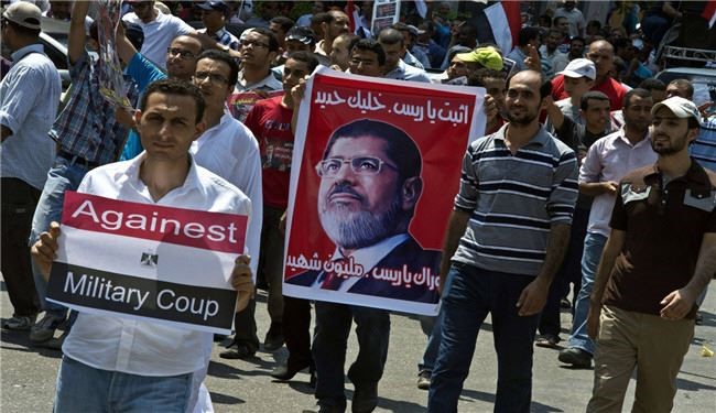 تلاش هواداران مرسی برای بازگرداندن وی به ریاست