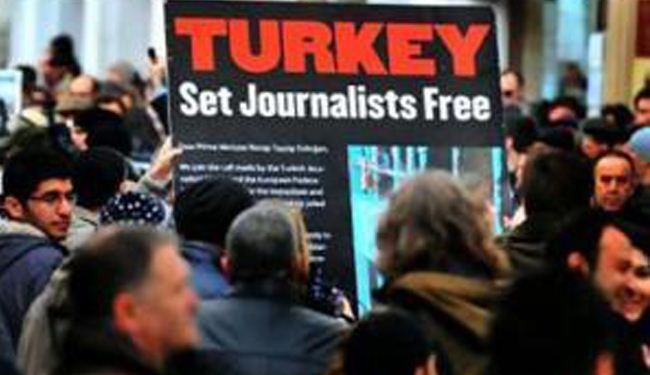 حكومة اردوغان تلجم أفواه الصحفيين
