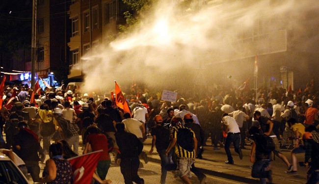 طرد صحافيين اتراك من وظائفهم على خلفية احتجاجات اسطنبول