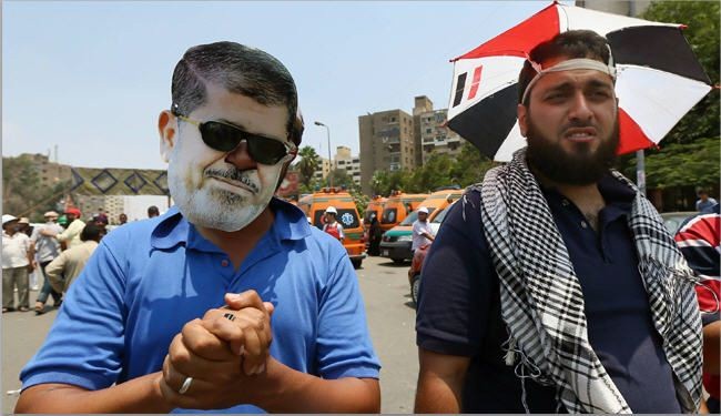 الجيش يمهل أنصار مرسي يومين للعودة للصف الوطني
