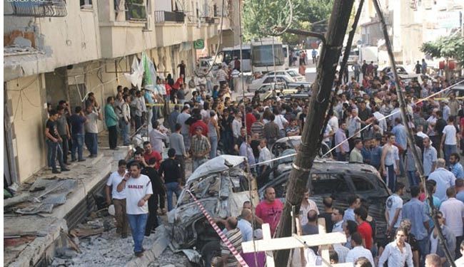شهروند سوری:درکنار ارتش و نظام اسد ایستاده ایم