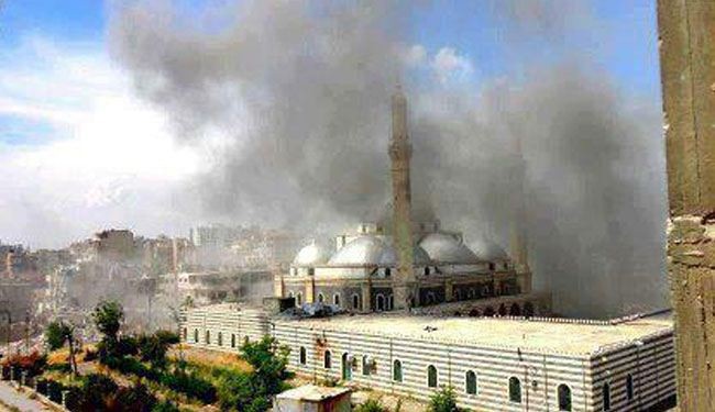 الجيش السوري يدخل مسجد خالد بن الوليد بحمص