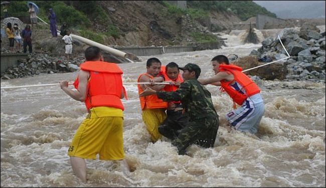 مقتل 21 شخصا وفقدان 4 جراء فيضانات في الصين