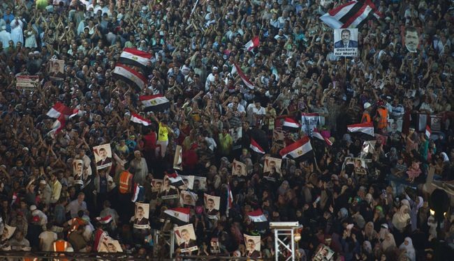 انصار مرسي يوسعون من رقعة تظاهراتهم