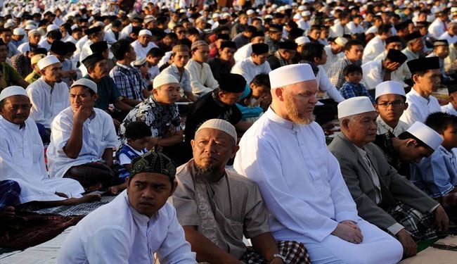 اقامة صلاة عيد الفطر في عدد من الدول الاسلامية