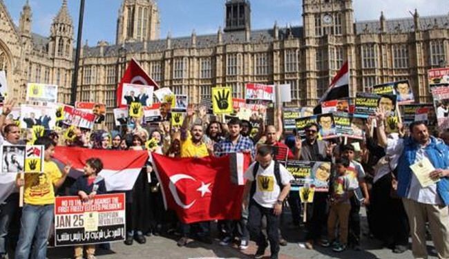 دعوات لطرد السفير المصري في بريطانيا