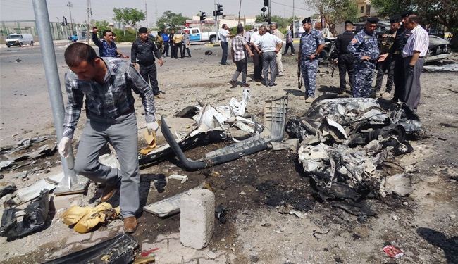 اكثر من 300 قتيل وجريح بسلسلة تفجيرات في بغداد