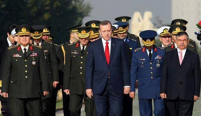 مئة عسكري تركي امام القضاء في قضية الانقلاب