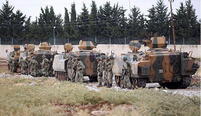 تركيا تعزز قواتها على حدودها مع سوريا