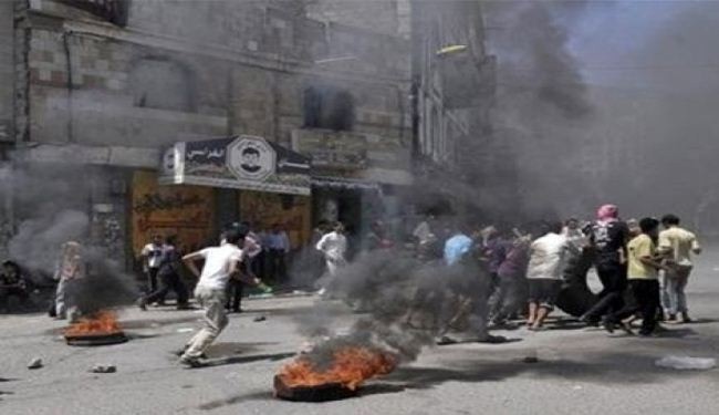 مقتل مواطن و 3 جنود يمنين في اشتباكات باليمن