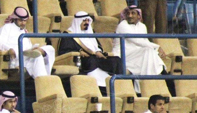 فرد شبیه به پادشاه عربستان ورزشگاه را به هم ریخت + عکس