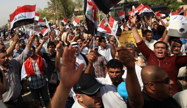 مظاهرات بـ 13 محافظة عراقية ضد امتيازات البرلمانيين
