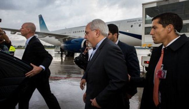 وزير الخارجية الايراني يعود الى طهران