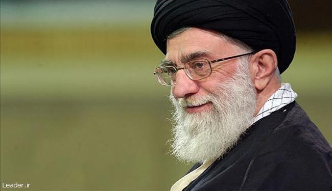 قائد الثورة الاسلامية يصدرعفوا بحق مئات السجناء
