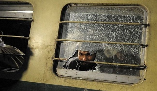 قتلى وجرحى في اعتداء استهدف قطارا في باكستان