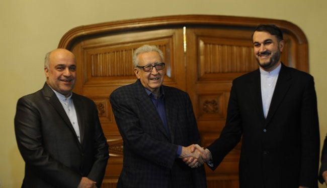 الاخضر الابراهيمي يصل طهران تحضيرا لمؤتمر جنيف 2