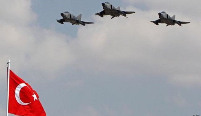 پرواز جنگنده های ترکیه بر فراز مرز سوریه