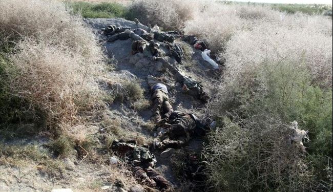 الجيش يقصف اجتماعا لقادة داعش والنصرة ويردي 36 منهم قتلى