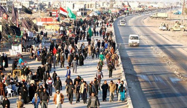 ايران تنظم مسيرات راجلة لزيارة مرقد الامام الحسين 