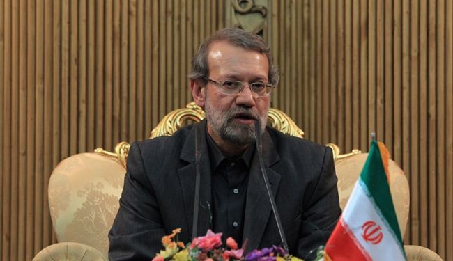 لاريجاني: على الغربيين احترام حقوق إيران النووية السلمية