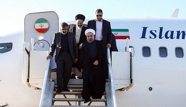 بالصور/الرئيس روحاني يتفقد المناطق المنكوبة بزلزال برازجان