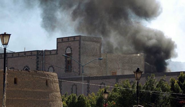درگیری و انفجار در اطراف وزارت دفاع یمن