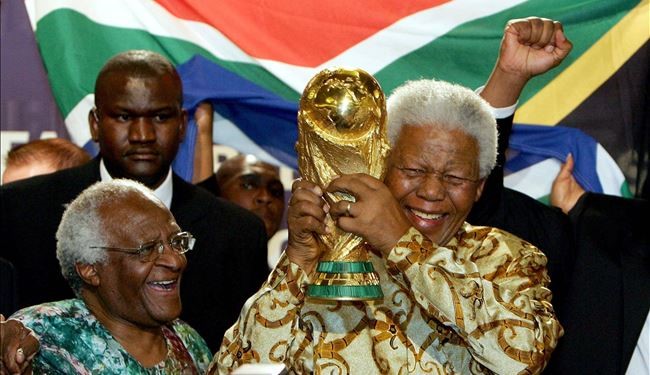 مانديلا.. رجل استثمر الرياضة لتوحيد جنوب إفريقيا