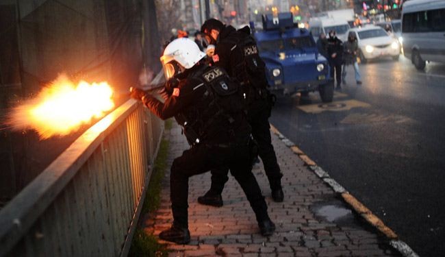 صدامات في تركيا بعد مقتل اثنين من المحتجين الاكراد