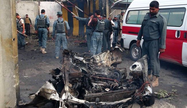 مقتل 3 ضباط أفغان بانفجار سيارة مفخخة