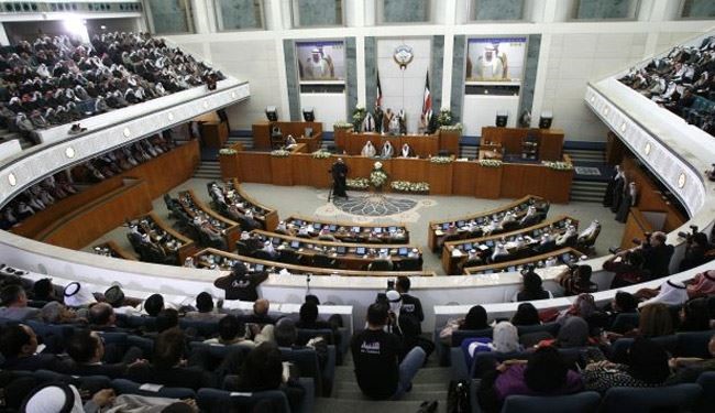 صف آرایی پارلمان کویت در برابر دولت
