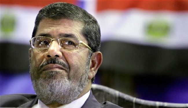 دلایل ضد و نقیض درباره برگزار نشدن دادگاه مرسی