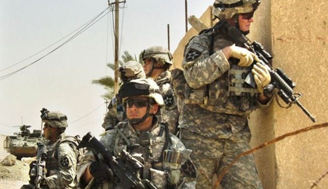 جنود اميركيون يحرقون جثث عراقيين في 2004 بالعراق