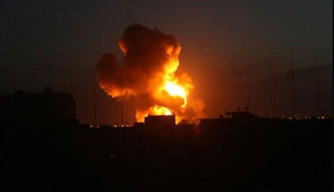 الإحتلال الاسرائيلي يشن عدة غارة على غزة وإصابة فلسطينيين