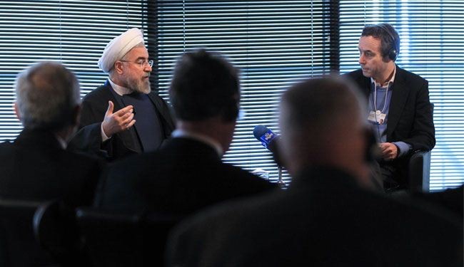 الرئيس روحاني: الأولوية لوقف إراقة الدماء وطرد الإرهاب من سوريا