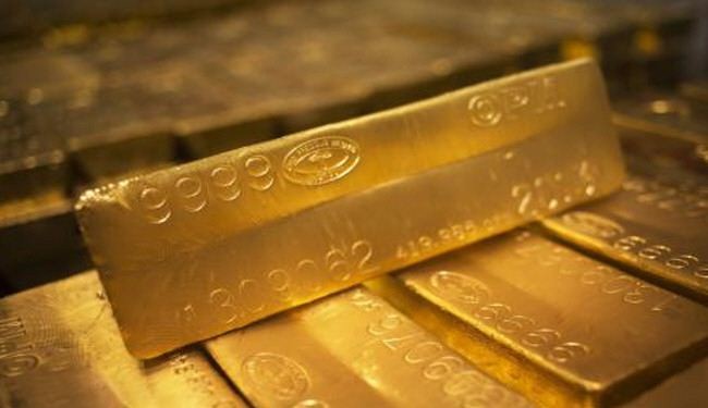 الذهب يرتفع لأعلى مستوى في شهرين مع هبوط الدولار والأسهم